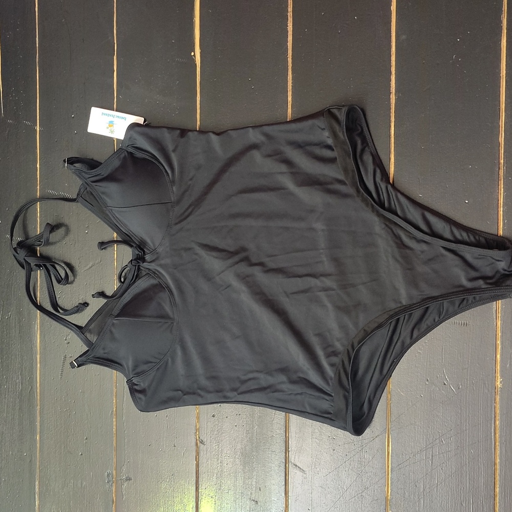 BEACHSISSI- WOMEN'S One-Piece Swimsuit